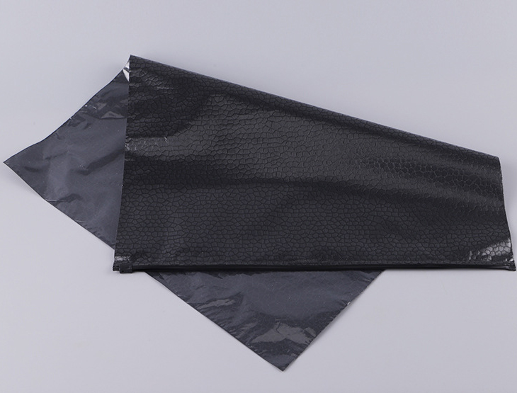 Garment zipper bag